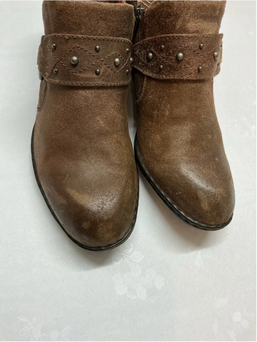 Born booties size 7.5